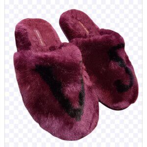 VICTORIA'S SECRET SOFT PLUSH CLOSED TOE FAUX FUR PINK VS LOGO SLIPPERS Sz S